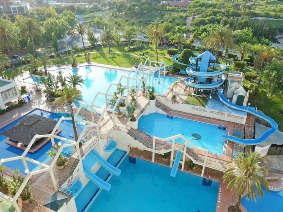 Appartement Benalbeach. 1º Linea De Playa.