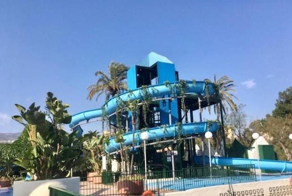 Appartement Benalbeach. 1º Linea De Playa. *